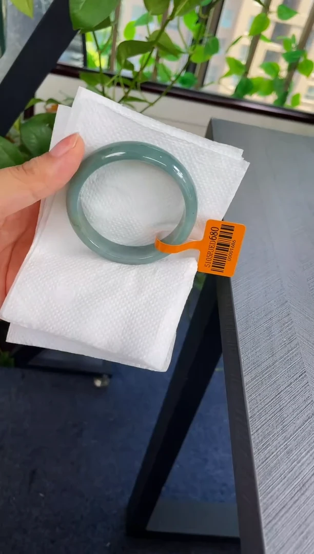 翡翠手镯未镶嵌019-52