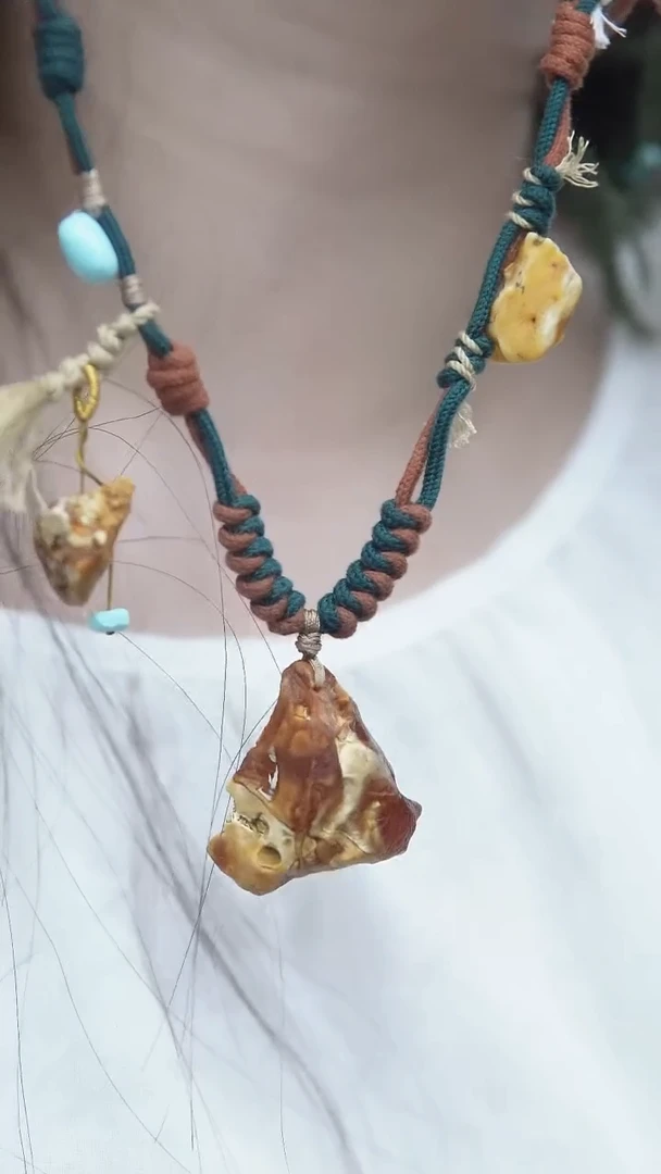 琥珀颈饰未镶嵌蜜蜡吊坠
