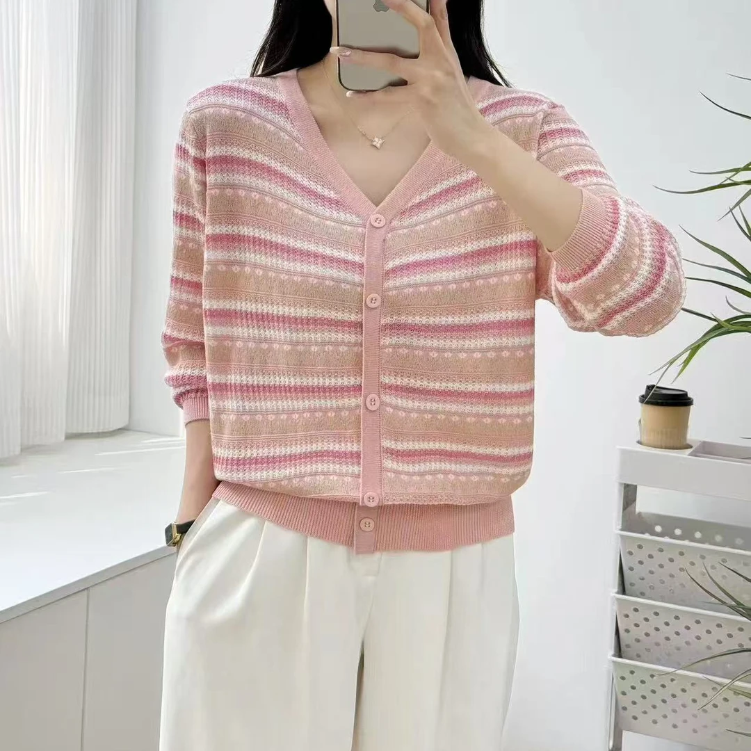 2025年新款条纹洋气百搭显瘦v领开衫001