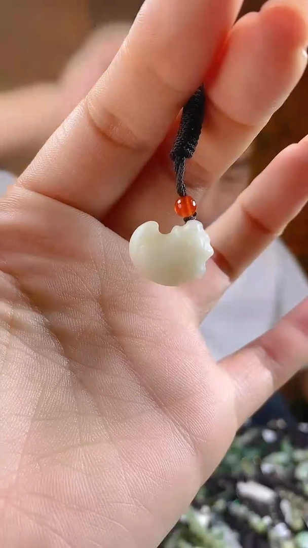 和田玉未镶嵌颈饰多样性发货，拍一发一