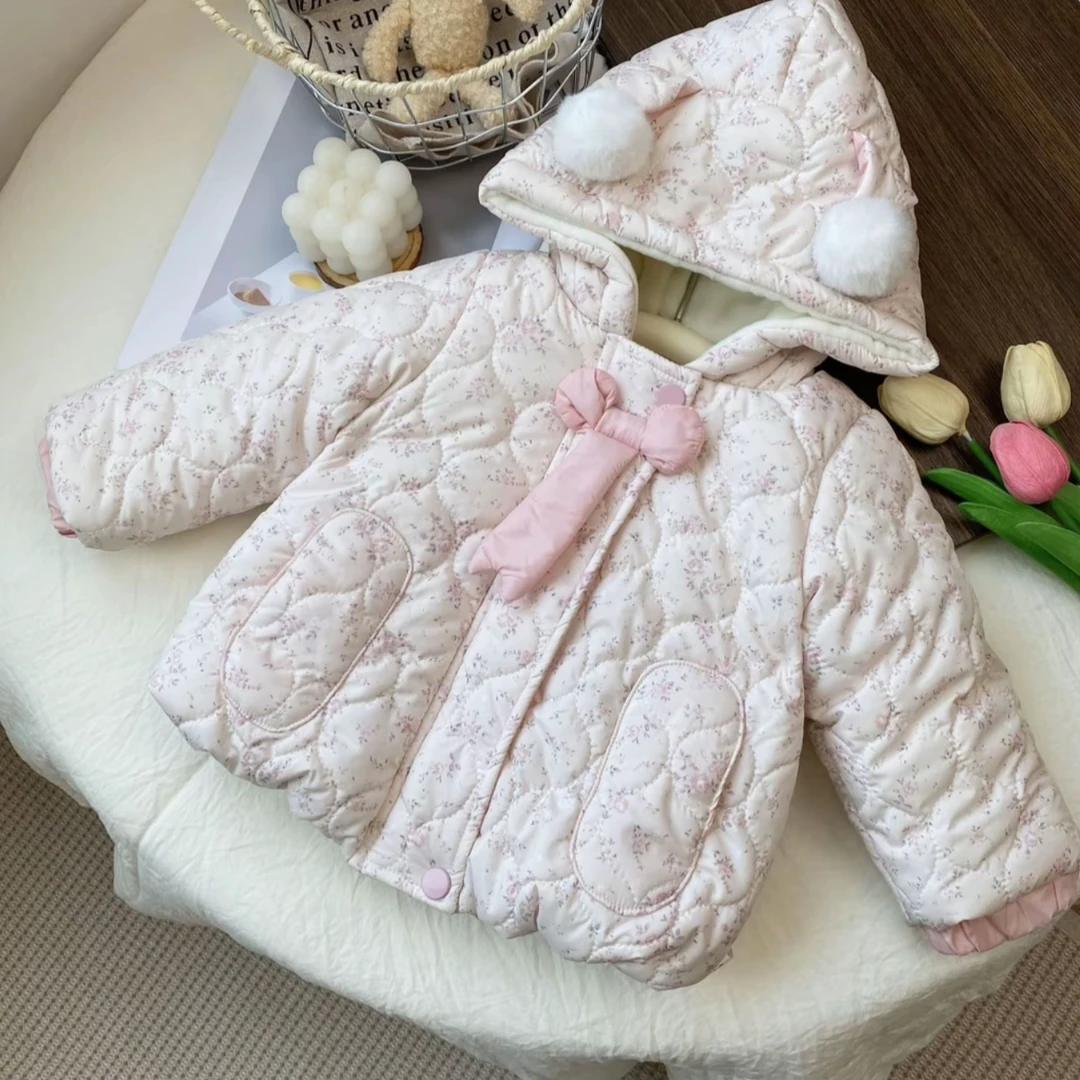冬2025女童加绒加厚带帽粉蝴蝶结保暖碎花洋气宝宝棉服ZH-Q-D05
