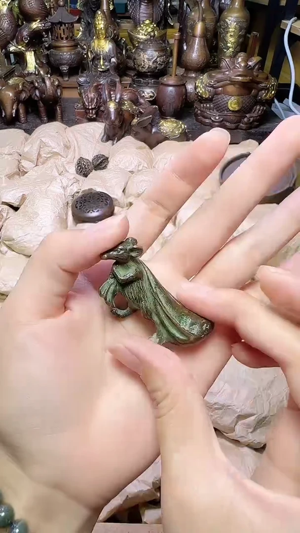 铜器摆件铜器摆件