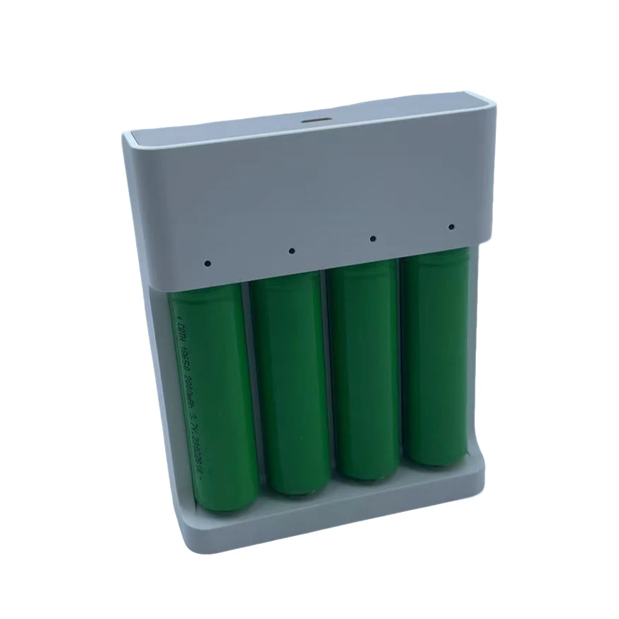 【粉丝福利】杂款18650能源+充电器一套