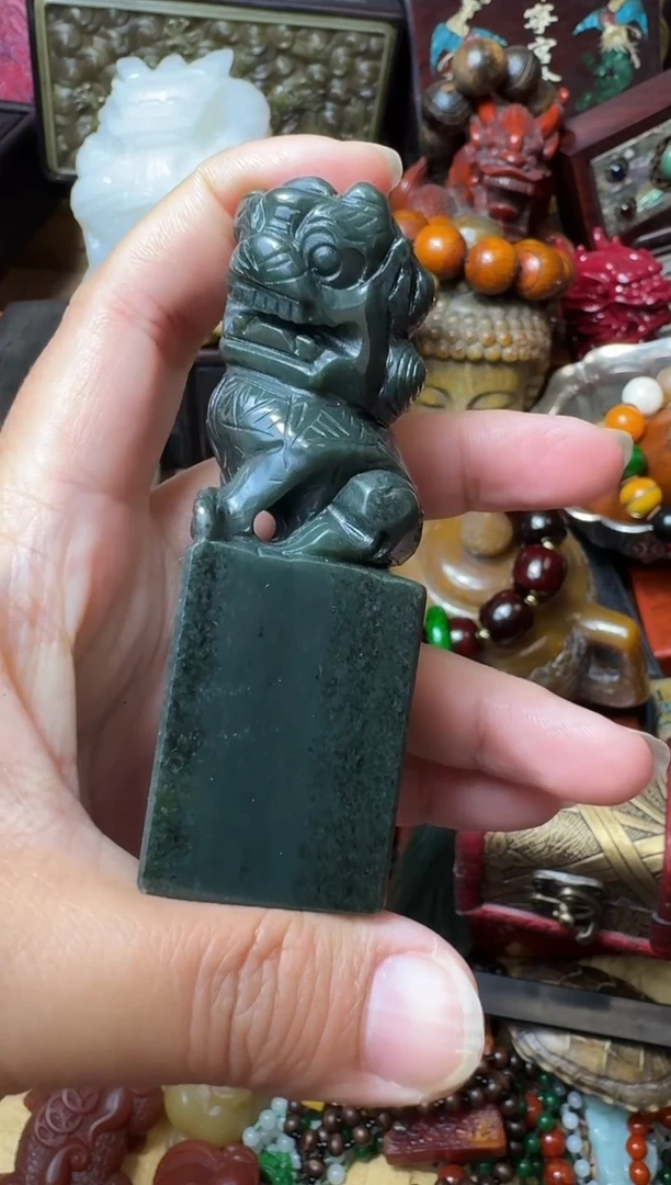 未镶嵌和田玉摆件主播推荐：一物一拍，讲解为准！