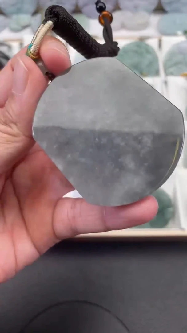 颈饰未镶嵌翡翠天然缅甸翡翠A货216