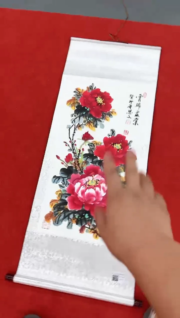 国画三尺卷轴作品云锦霞塘