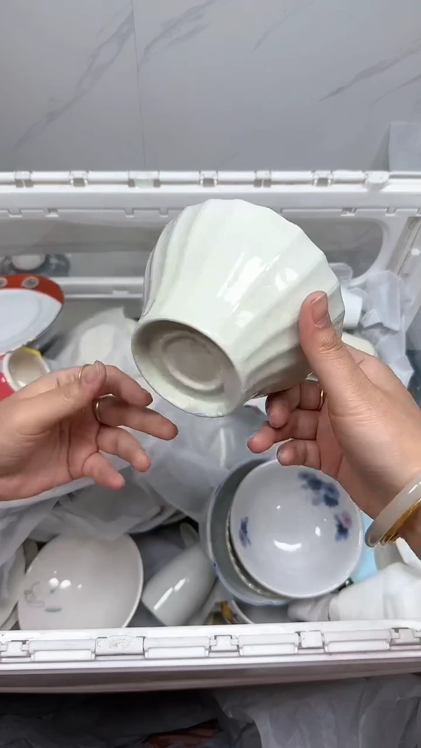 【闪购商品】677回流瓷器默认微瑕，18.8包邮