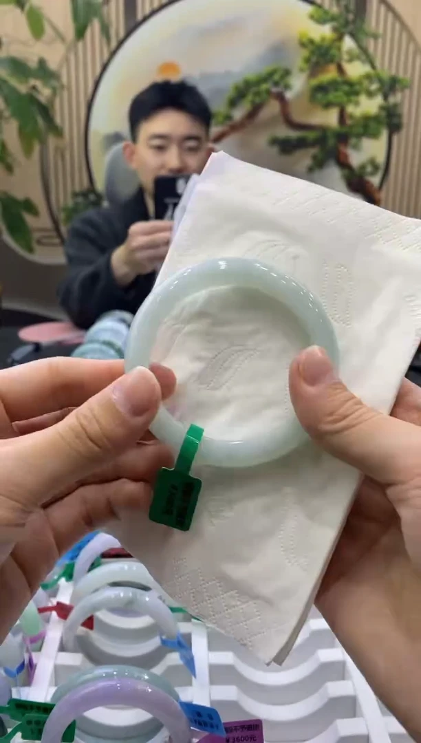 未镶嵌手镯翡翠0688