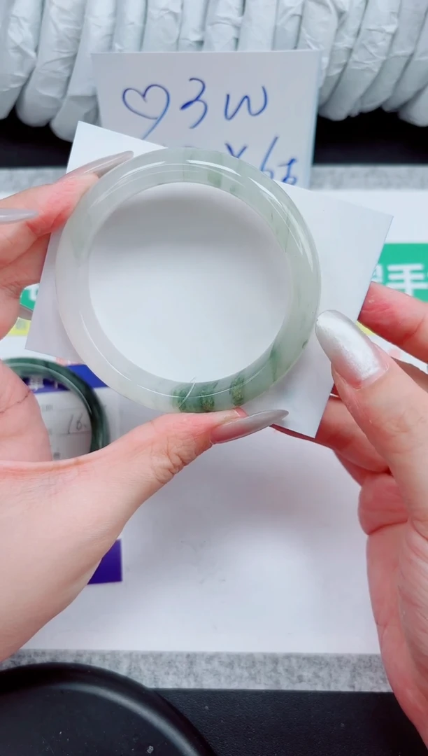 石英质玉手镯未镶嵌134-59.3