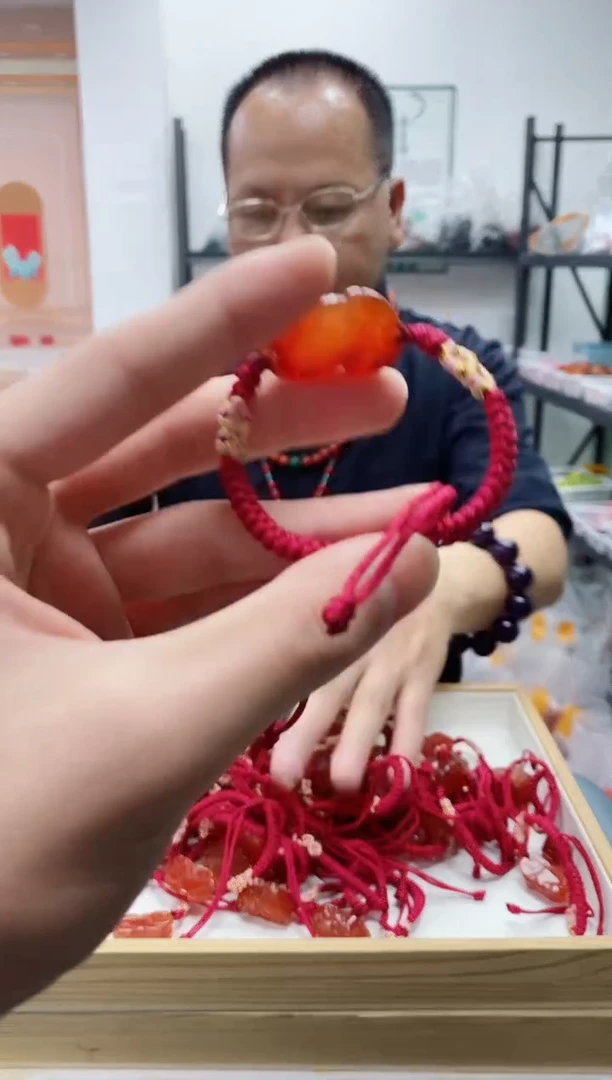 未镶嵌手绳玛瑙/玉髓貔貅手绳