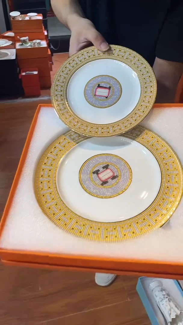 鸿辉家品牌瓷器，京东包邮！