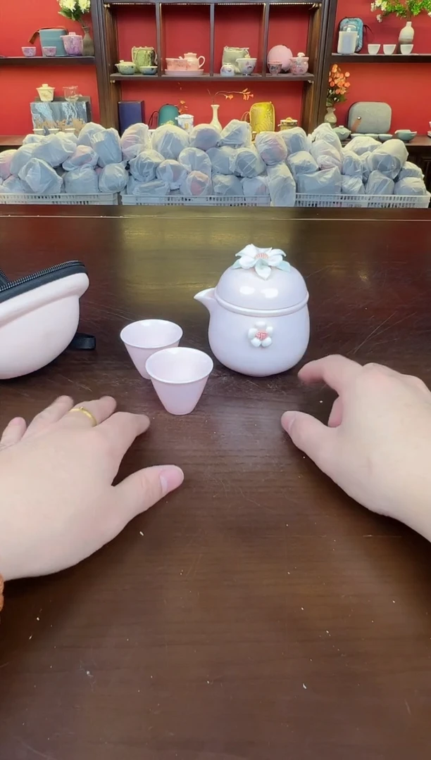 【闪购商品】粉手捏111111111111111