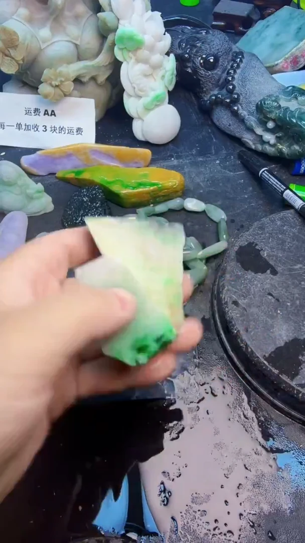 翡翠挂件未镶嵌天然翡翠079