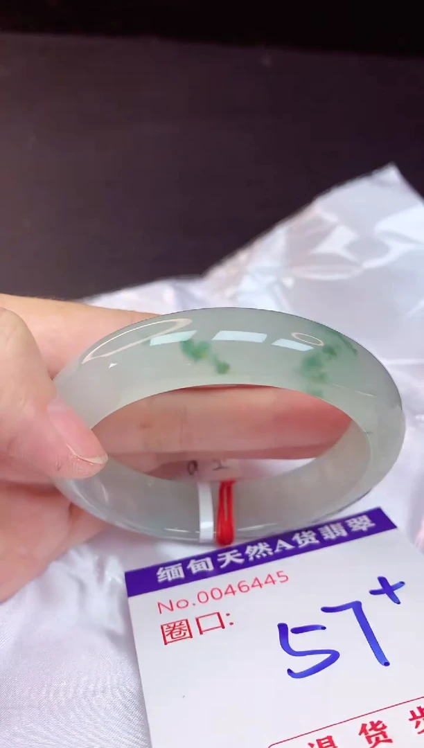 未镶嵌手镯翡翠57