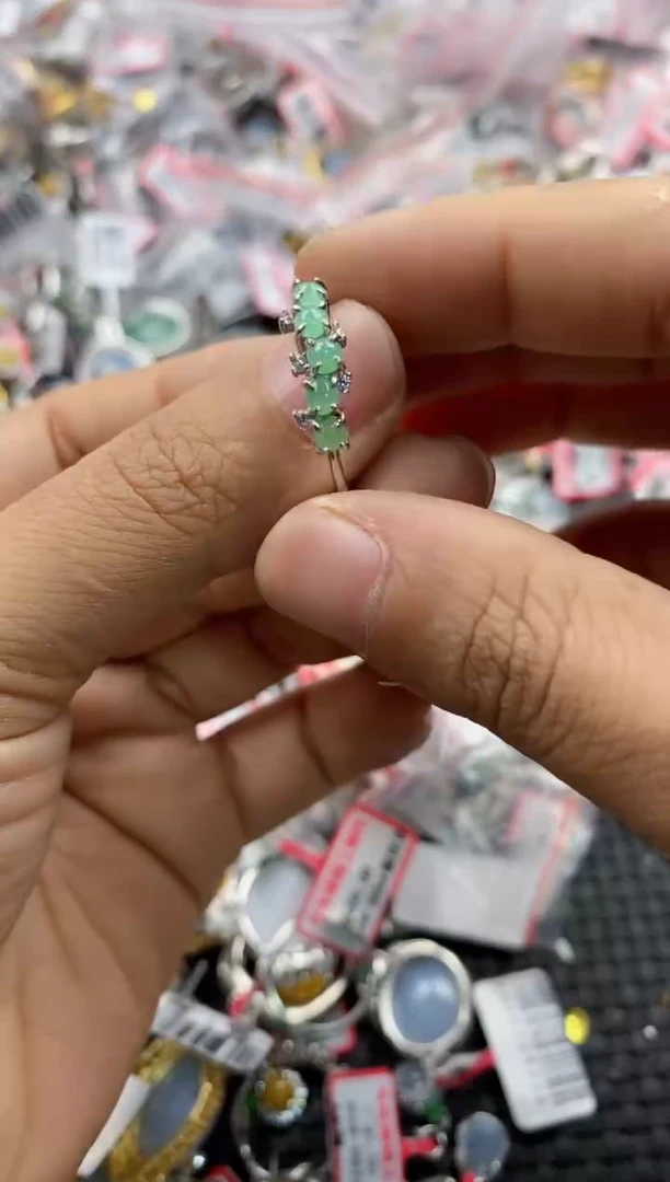 银S925镶嵌戒指翡翠777             9