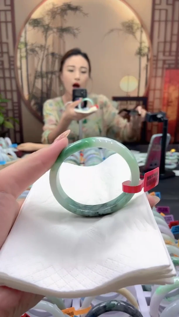 翡翠手镯未镶嵌000021394
