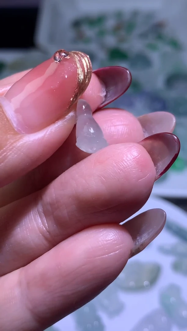 【闪购商品】定制翡翠未镶嵌毛货