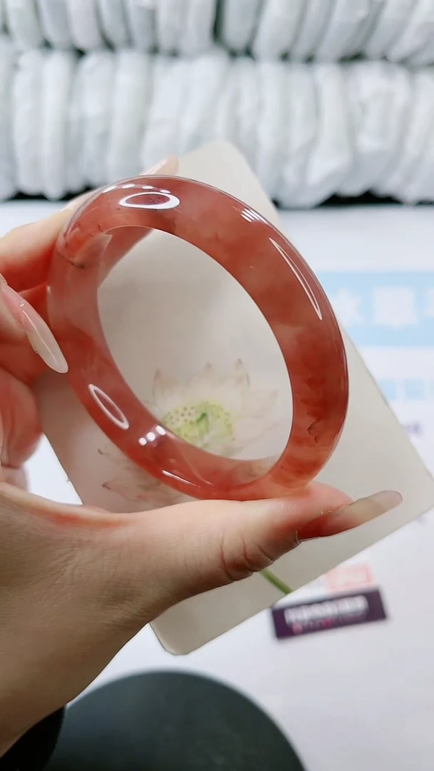 【闪购商品】石英质玉手镯未镶嵌多样性发货E2