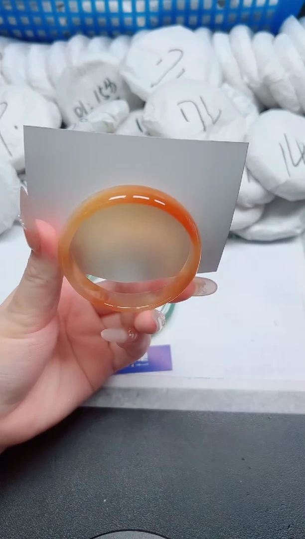 石英质玉手镯未镶嵌148-56.4