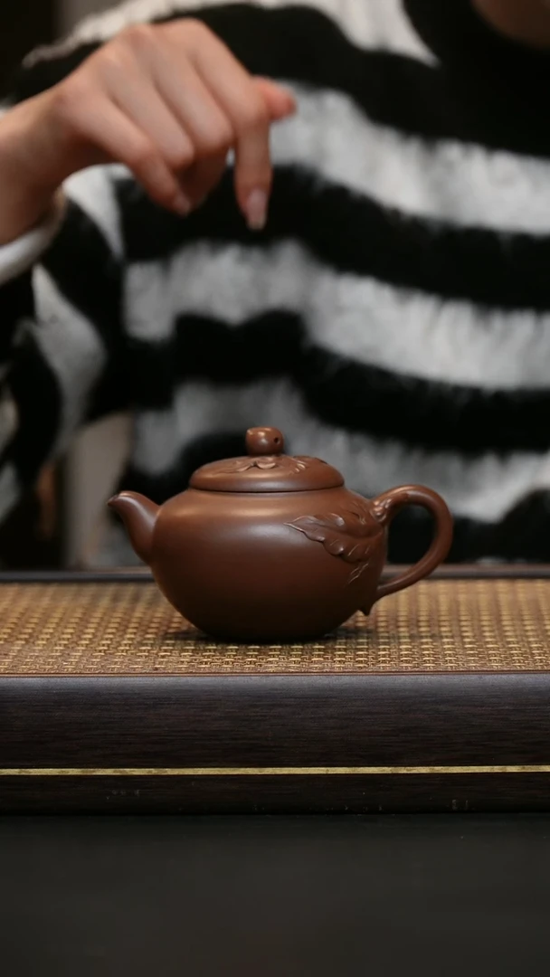 茶壶紫砂冰窖底槽清 寿桃