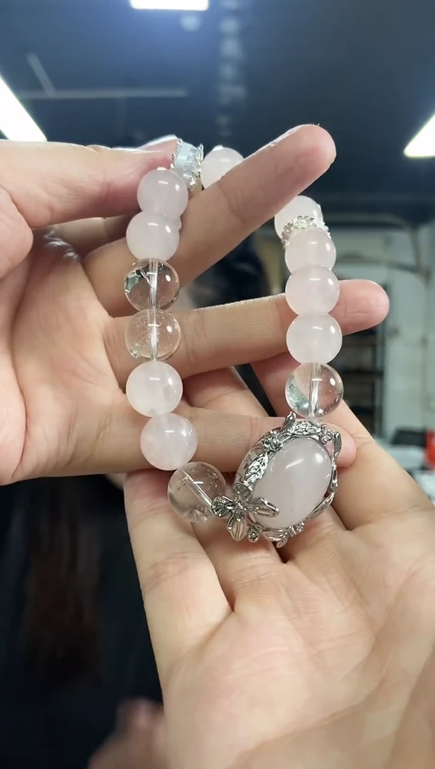【闪购商品】水晶手串未镶嵌多样性发其一颜色微差