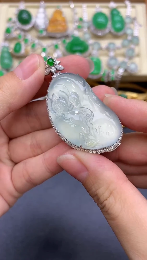 颈饰18K金镶嵌翡翠388-中国好珍宝