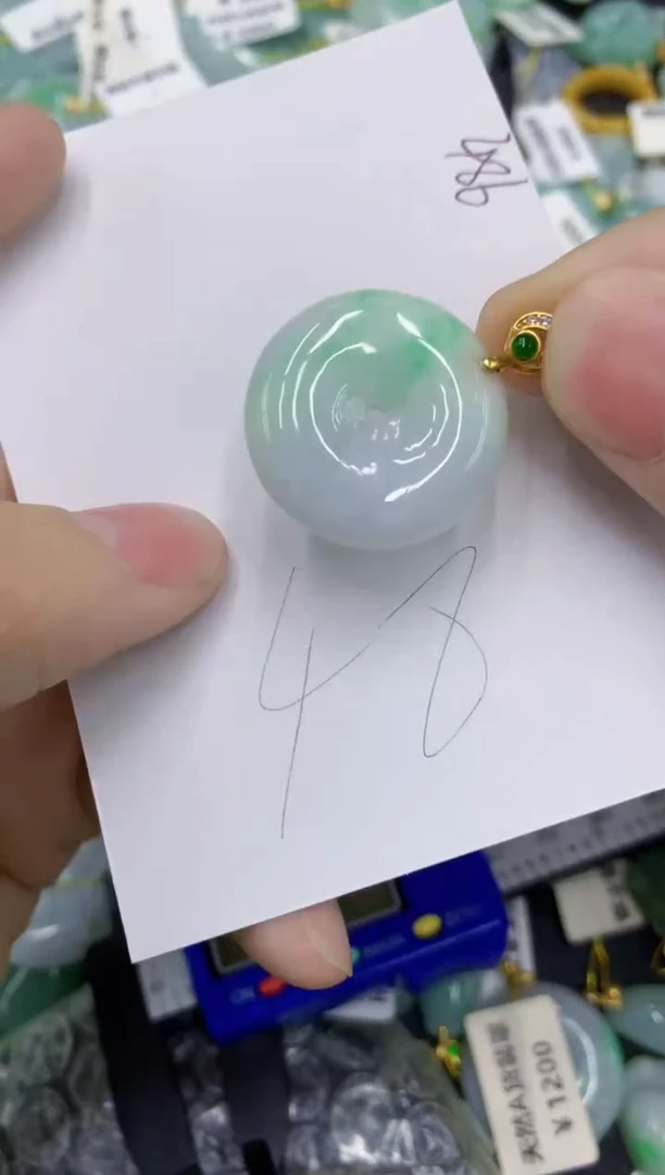 颈饰未镶嵌翡翠1111111111111