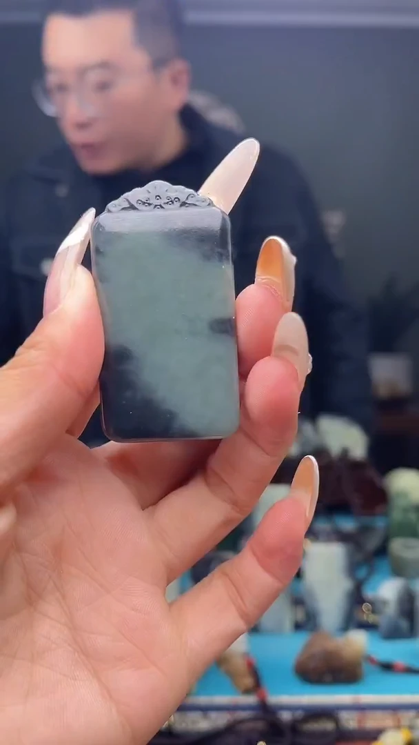 未镶嵌和田玉挂件1