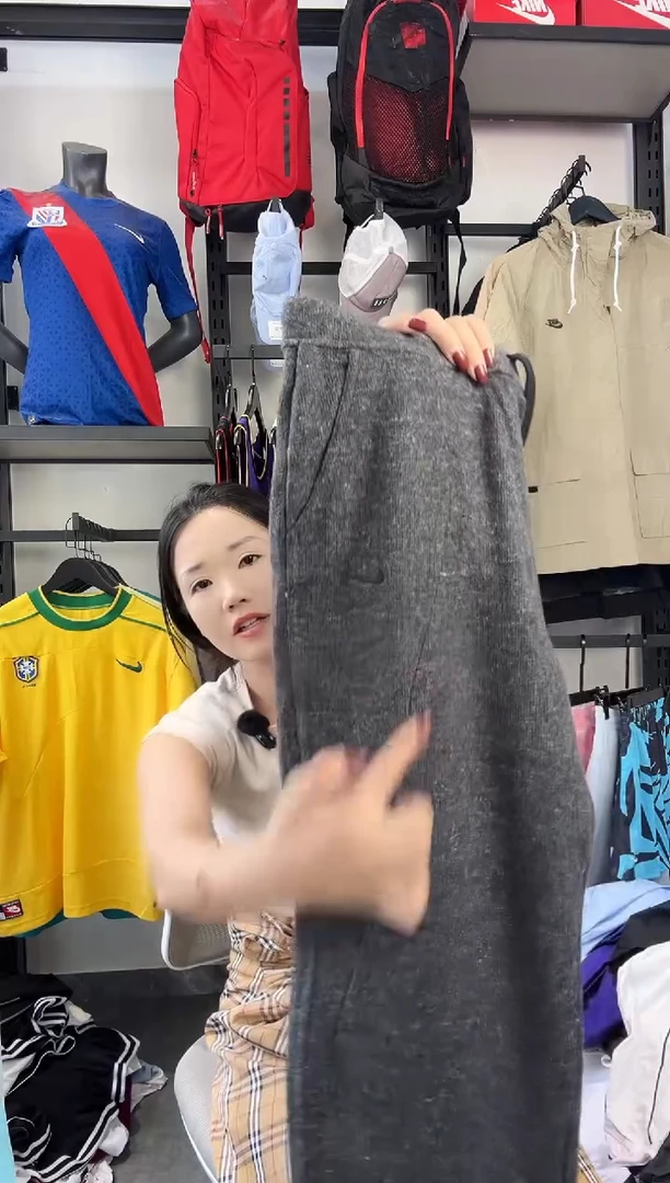 512·编码 瑕疵款以直播间过款为准 尺码·170 XL