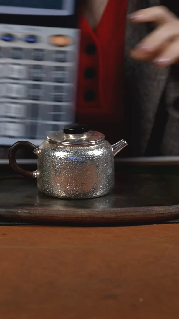 手工锤纹汉瓦泡茶壶