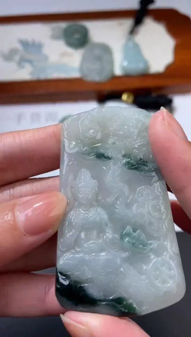 未镶嵌挂件翡翠372370   多人