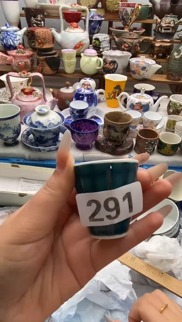 瓷片R*J闪购名称 瓷片 柯*