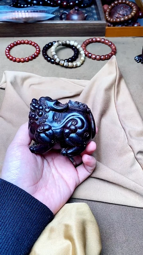 【闪购商品】檀香紫檀（小叶紫檀）大号貔貅