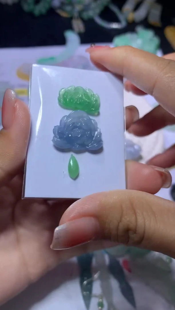 定制翡翠未镶嵌CXX013502