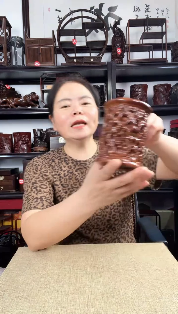 木黄笔筒老李红木工艺品