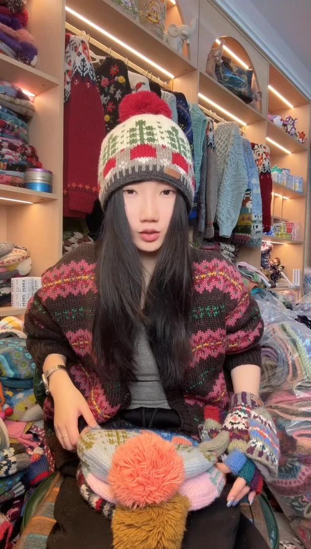 羊毛美利奴白萝卜单球帽