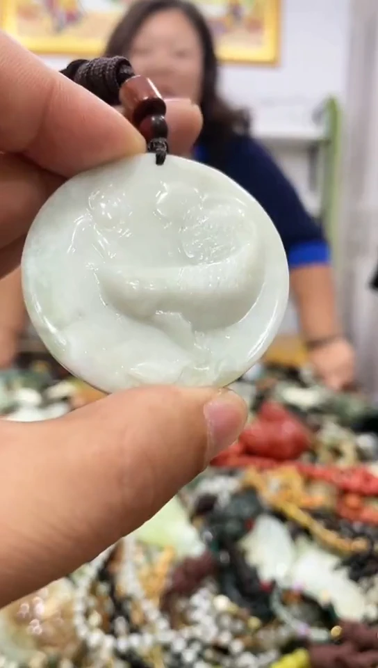 未镶嵌岫玉挂件