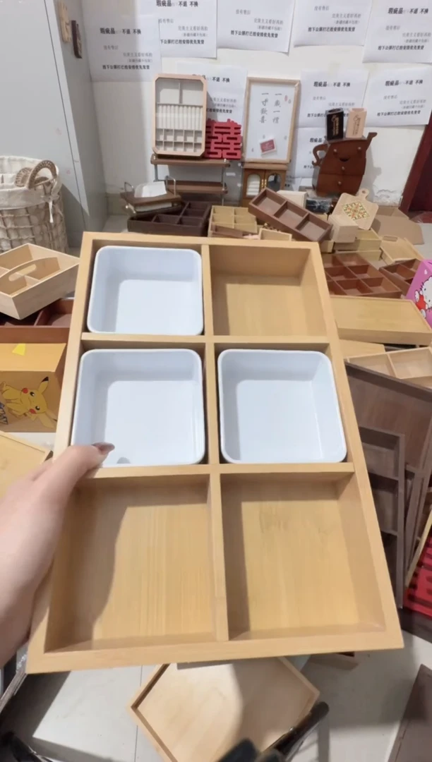 原木色六宫格加6个小碗微瑕拍下不退不换无售后