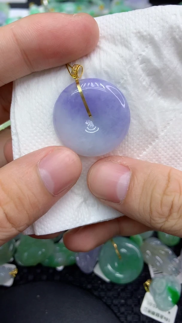 翡翠18K金镶嵌颈饰天然缅甸A货翡翠