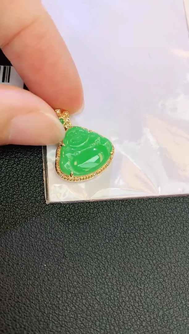 翡翠18K金镶嵌颈饰赠礼盒证书 麦麦
