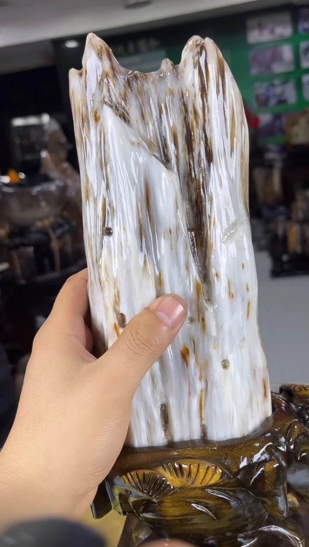 缅甸天然树化玉摆件