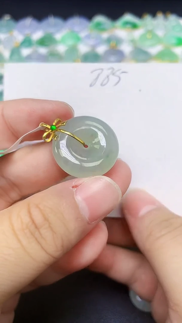 颈饰18K金镶嵌翡翠天然缅甸A货翡翠百元以上9元证书费自理