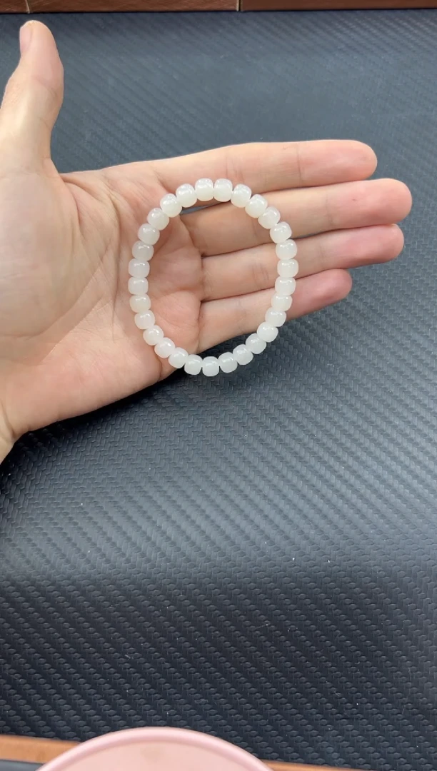 手串未镶嵌和田玉黑山微色差卡6手串