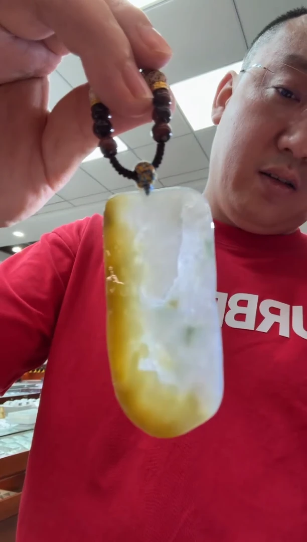 未镶嵌挂件翡翠A货翡翠孤品国雕谢林工