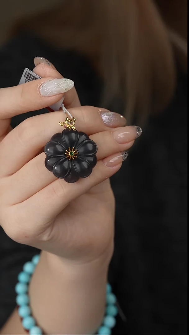 【闪购商品】和田玉吊坠18K金镶嵌W06（多样性发一件）