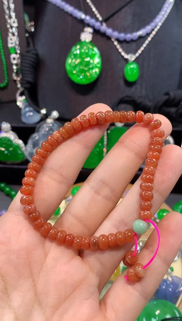 翡翠未镶嵌吊坠(不含链)木*花手串