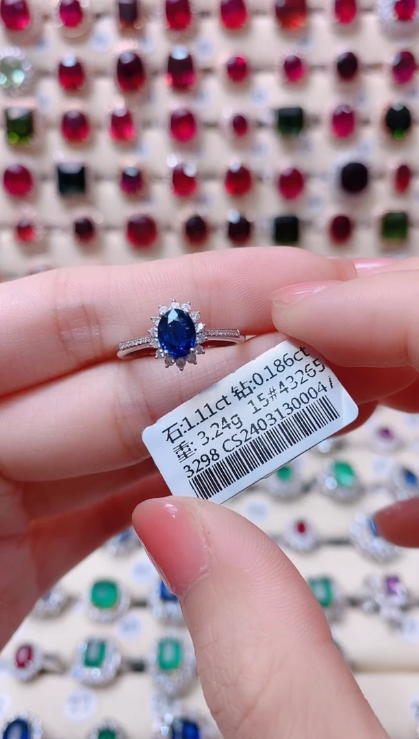 【闪购商品】蓝宝石18K金戒指18K金镶嵌1