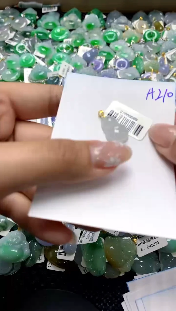 【闪购商品】翡翠颈饰18K金镶嵌111111111111111111