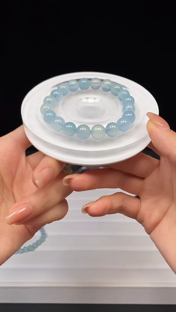 合成（培育）海蓝宝石未镶嵌多样性发其一；编号009