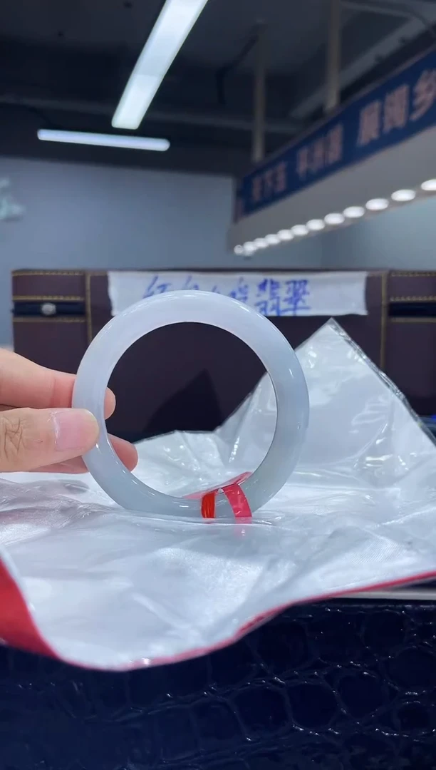 未镶嵌手镯翡翠9
